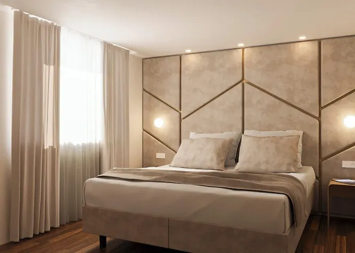 At Luxury Navona Konukevi