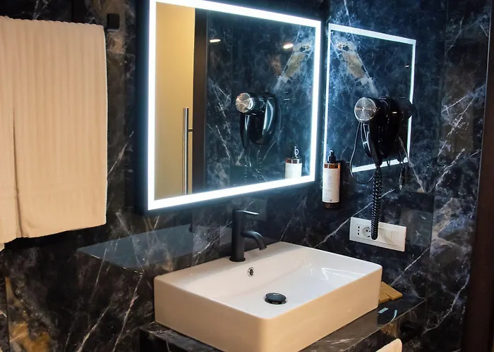 At Luxury Navona 4* Rome