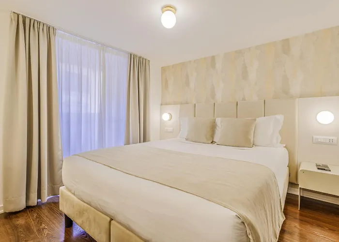 At Luxury Navona Konukevi